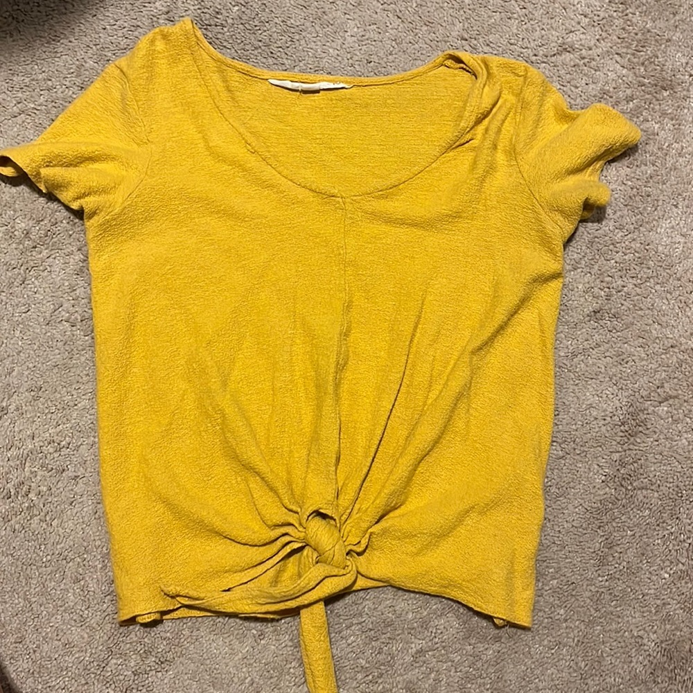 Yellow tie cropped shirt